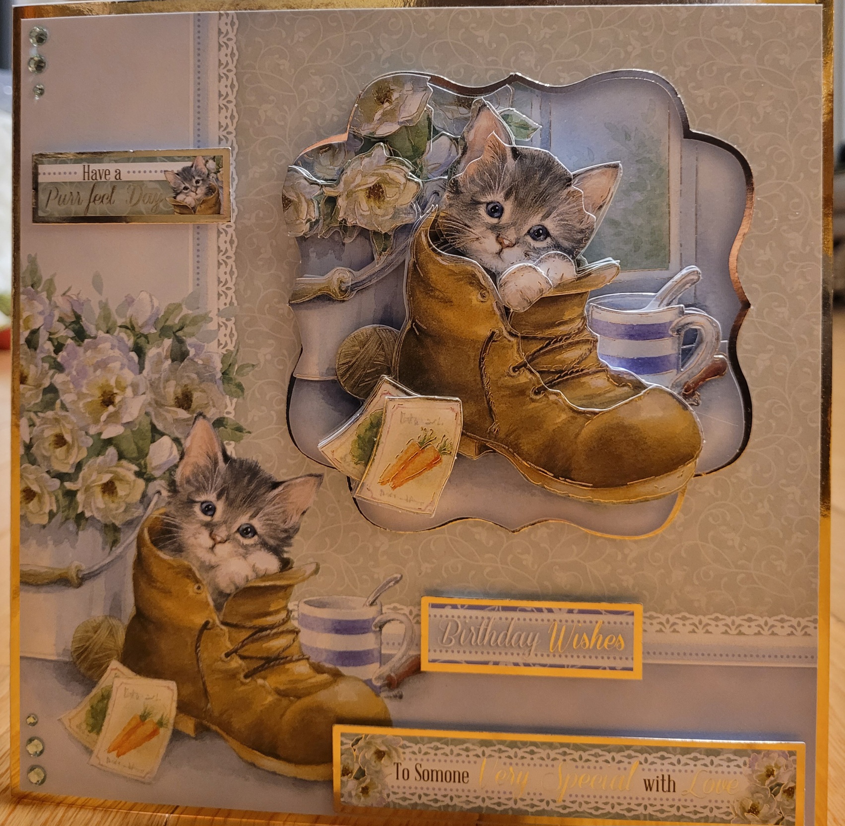 (image for) Kitten in Boot Birthday Card